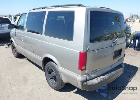 2002 Chevrolet Astro Ls z USA, uszkodzony, nr VIN 1GNDM19X52B103490